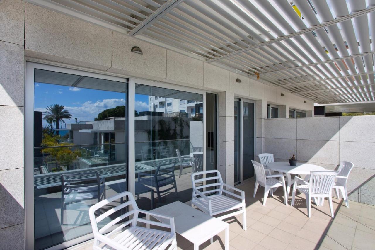 Opera Exclusive Apts By Trulycyprus Limassol Exteriör bild